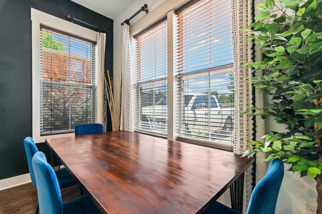 נאשוויל King Bed, Balcony, Covered Patio & Firepit! 8 Minutes From Broadway מראה חיצוני תמונה